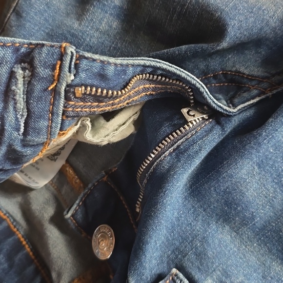 True Religion designer bootcut mid-rise jeans - Picture 7 of 8